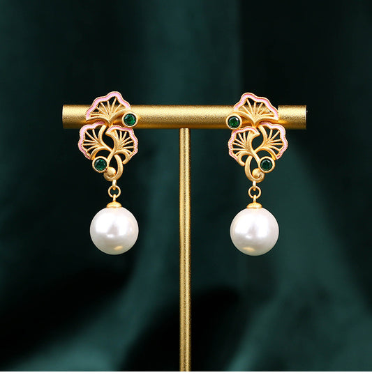 Design combining pearls and ginkgo leaves / earrings / fashionable and versatile / INS style / light luxury / earrings