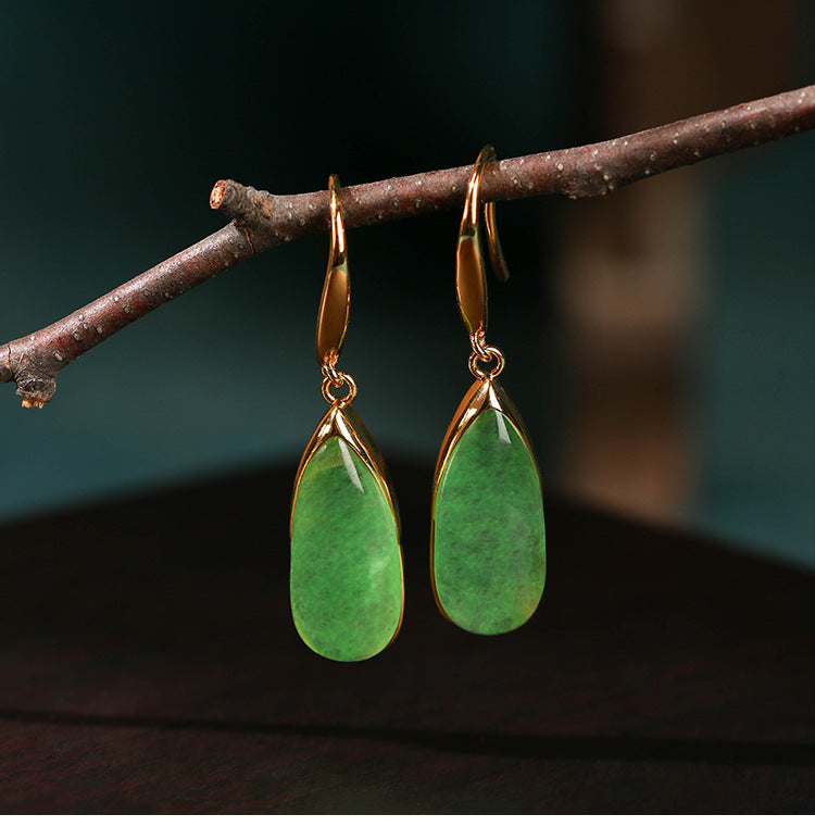 Simple / high-end earrings / gold-plated / jadeite style resin / silver needles / earrings / banquet scenes