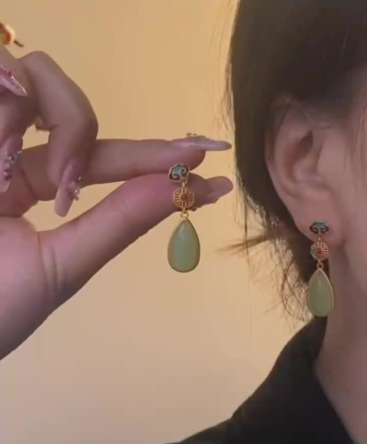 Earrings / Ancient techniques / Inlaying / Synthetic jade / Auspicious clouds / Water droplets / Retro / Earnail silver needles