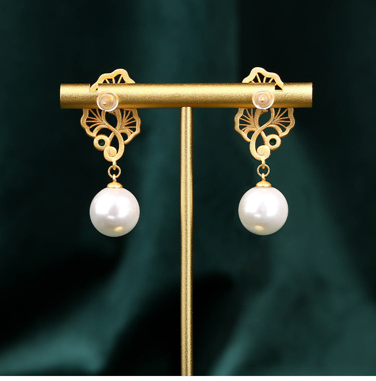 Design combining pearls and ginkgo leaves / earrings / fashionable and versatile / INS style / light luxury / earrings