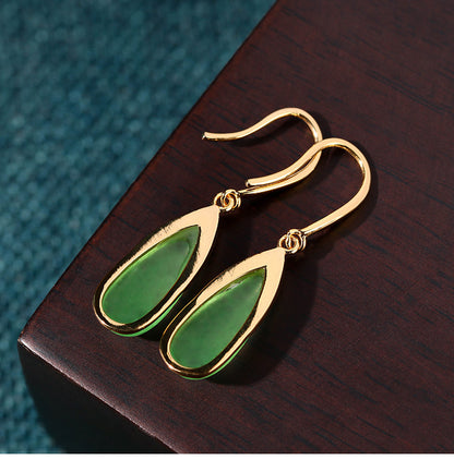 Simple / high-end earrings / gold-plated / jadeite style resin / silver needles / earrings / banquet scenes