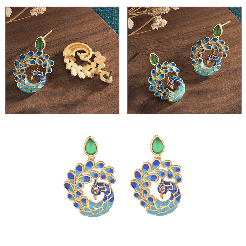 Vintage style / Earrings / Enamel craftsmanship / Peacock / Natural chalcedony / Agate